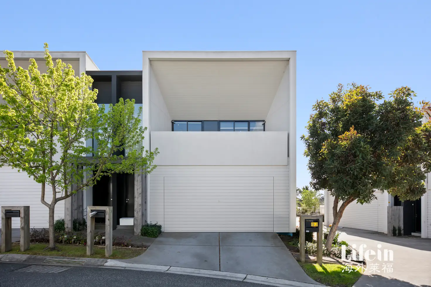 Main view of Homely townhouse listing, 11 Belsay Chase, Chirnside Park VIC 3116