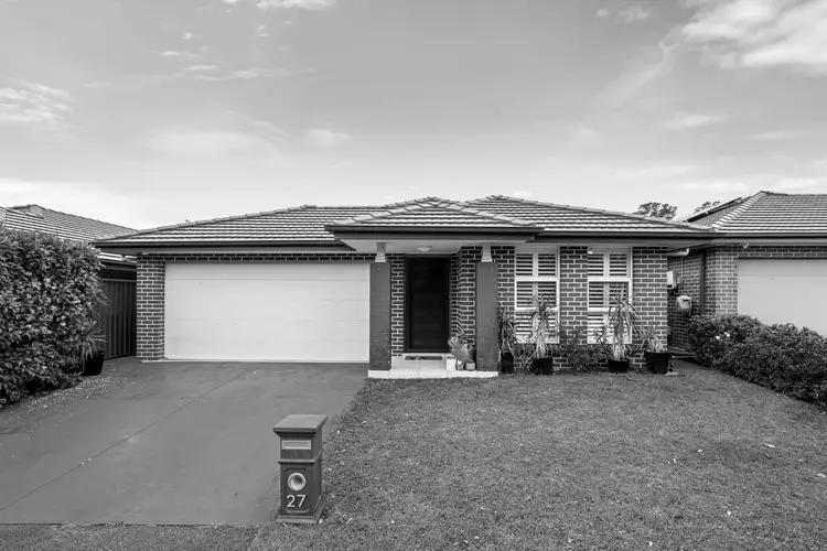 27 White Cedar Avenue, Claremont Meadows NSW 2747