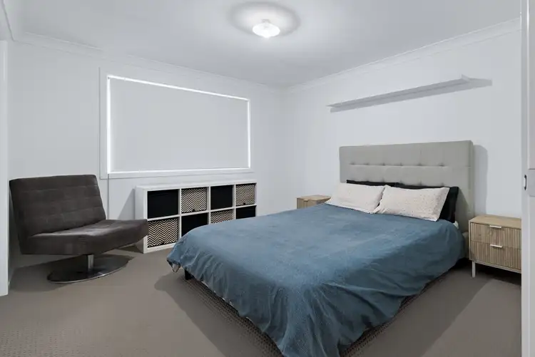 Fifth view of Homely house listing, 27 White Cedar Avenue, Claremont Meadows NSW 2747