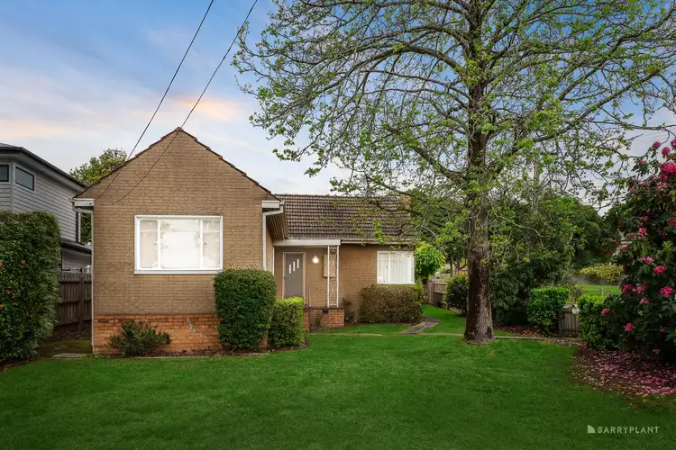 10 Clive Street, Mitcham VIC 3132