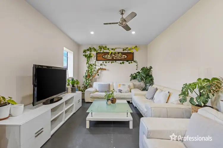 Third view of Homely house listing, 7 Gellibrand Crescent, Reservoir VIC 3073