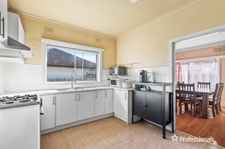 Fourth view of Homely house listing, 7 Gellibrand Crescent, Reservoir VIC 3073