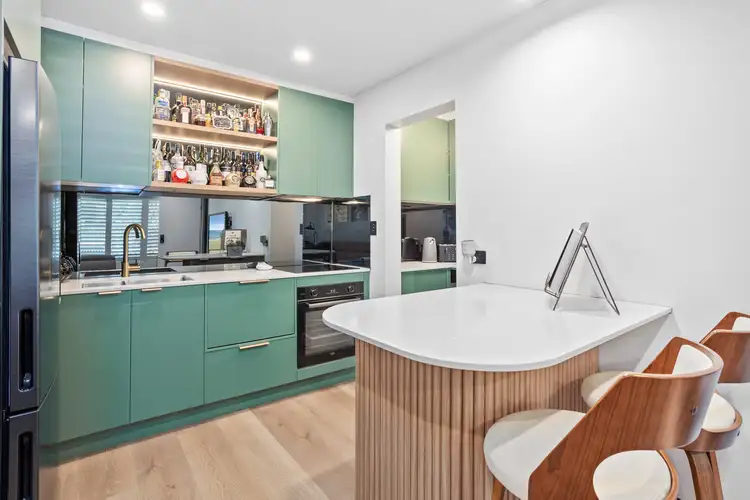 1/1 Lind Avenue, Palm Beach QLD 4221