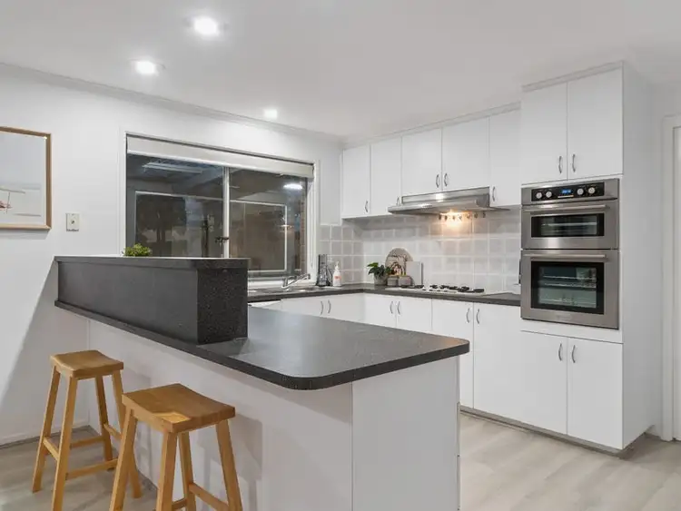Fifth view of Homely house listing, 21 Dunn Crescent, Langwarrin VIC 3910