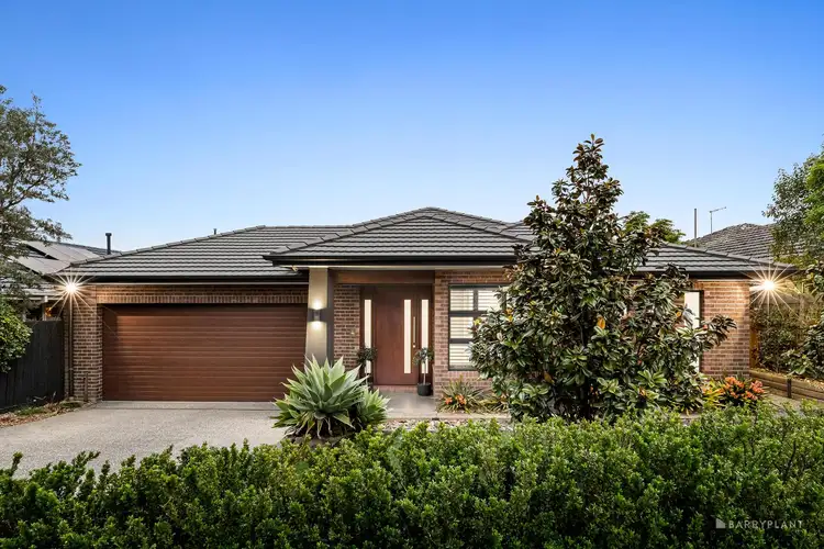 13 Madeleine Street, Doncaster VIC 3108