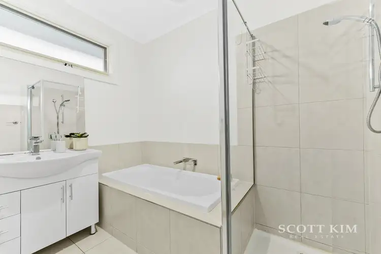 Sixth view of Homely unit listing, 1/14 Delmore Crescent, Glen Waverley VIC 3150