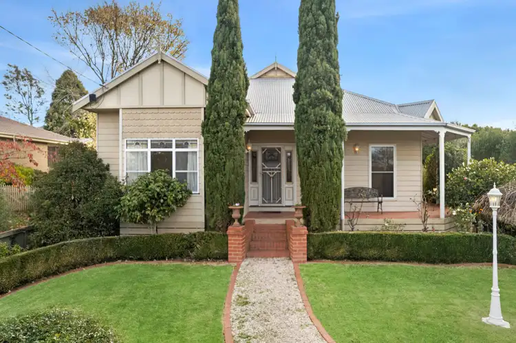 13A Wrixon  Street, Romsey VIC 3434