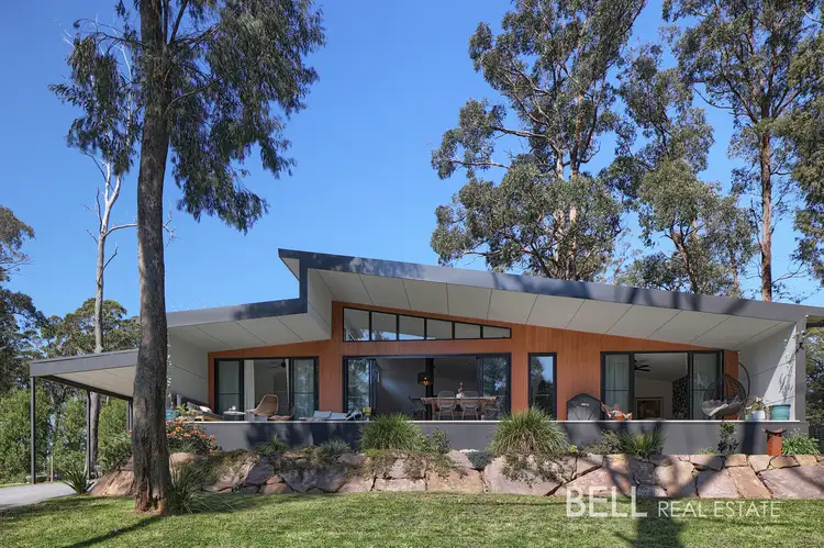 1 Ravenhill Close, Cockatoo VIC 3781