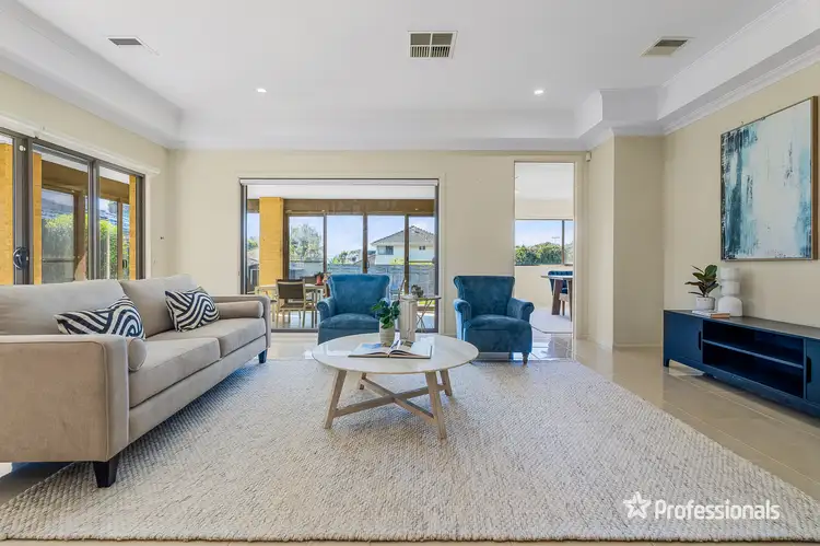 Second view of Homely house listing, 5 Summit Crescent, Glen Waverley VIC 3150