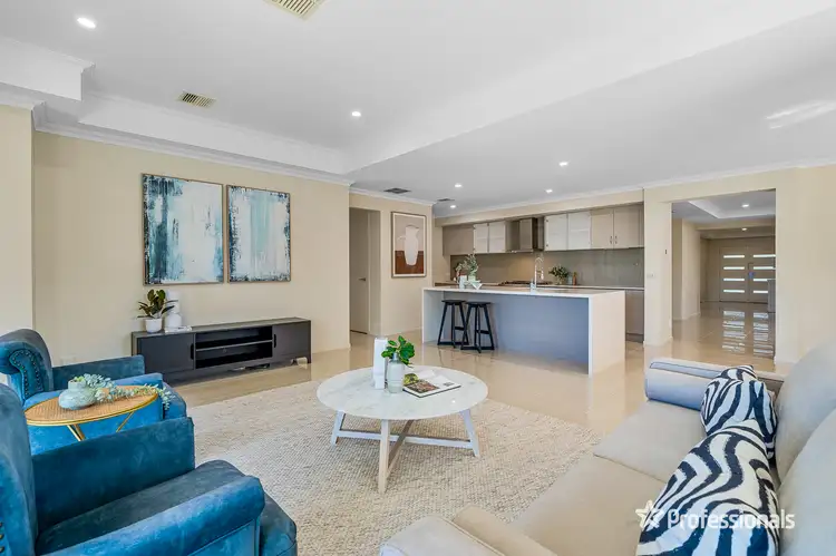 Fifth view of Homely house listing, 5 Summit Crescent, Glen Waverley VIC 3150