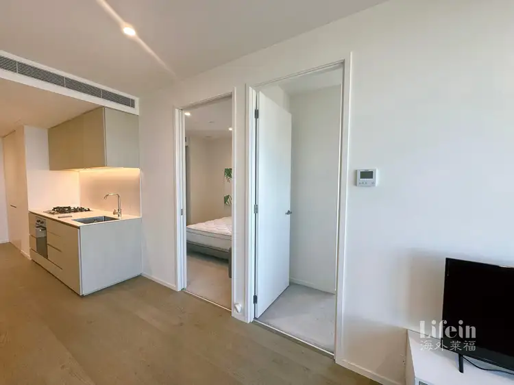 Third view of Homely apartment listing, 6106/70 Southbank Boulevard, Southbank VIC 3006