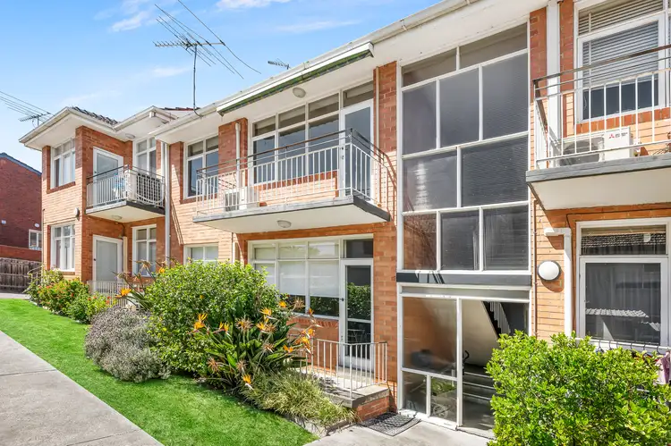 4 Osborne Avenue