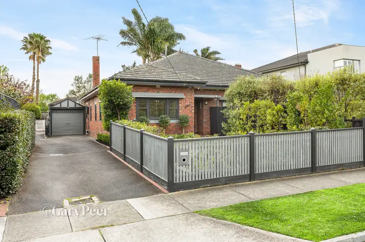 2 Olinda Street