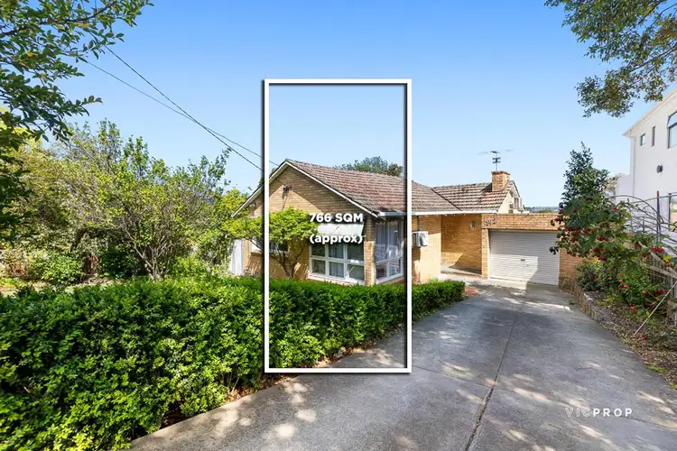 142 Greythorn Road, Balwyn North VIC 3104