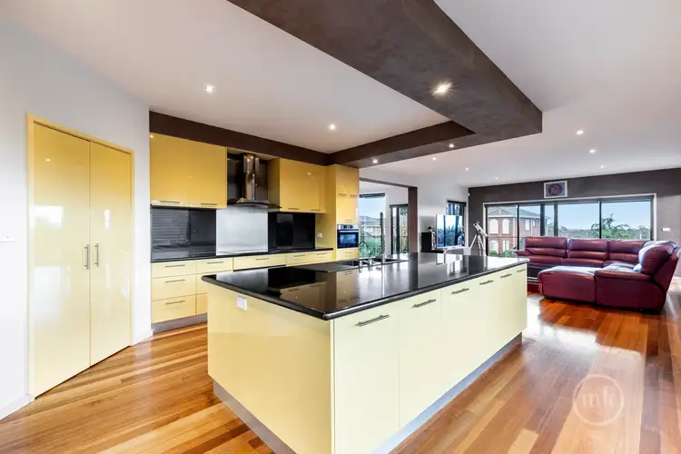 Fifth view of Homely house listing, 29 Viewgrand Way, Greensborough VIC 3088