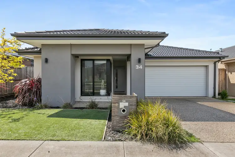 34 Dobell Street
