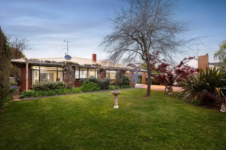 65 Dunsford Street, Lancefield VIC 3435