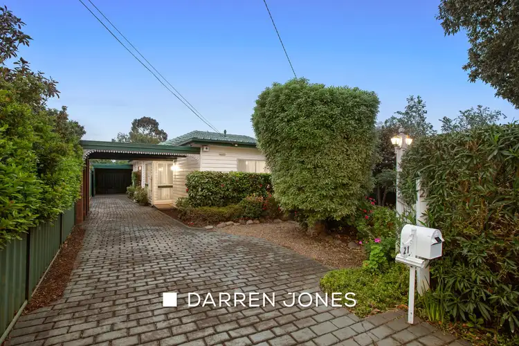 21 Macorna Street, Watsonia North VIC 3087