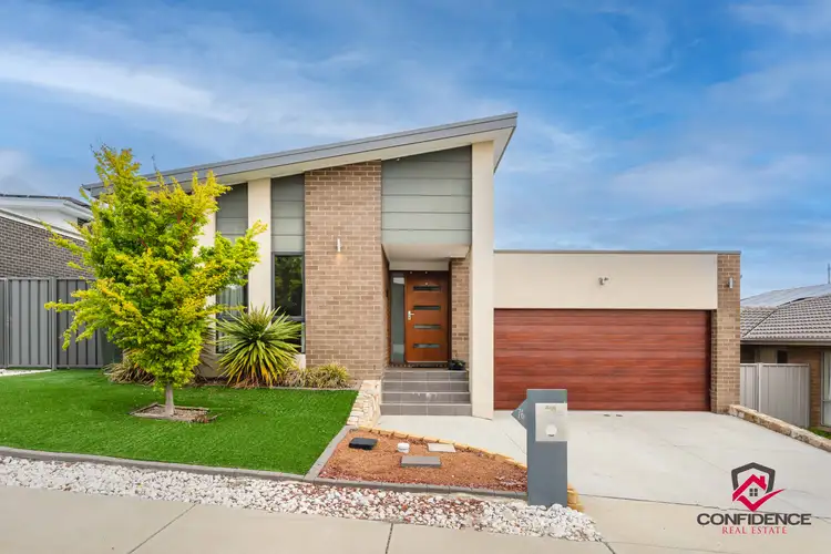76 Bellhouse Crescent