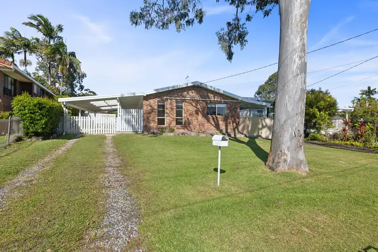 Second view of Homely house listing, 6 Chestnut Avenue, Sandy Beach NSW 2456