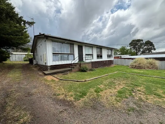 25 White Street, Kilmore VIC 3764