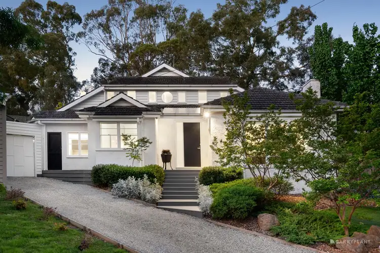 5 Bridge Crescent, Montmorency VIC 3094