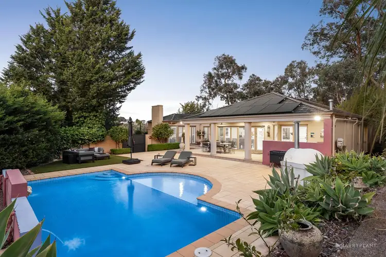 6 Banksia Rise, Eltham North VIC 3095