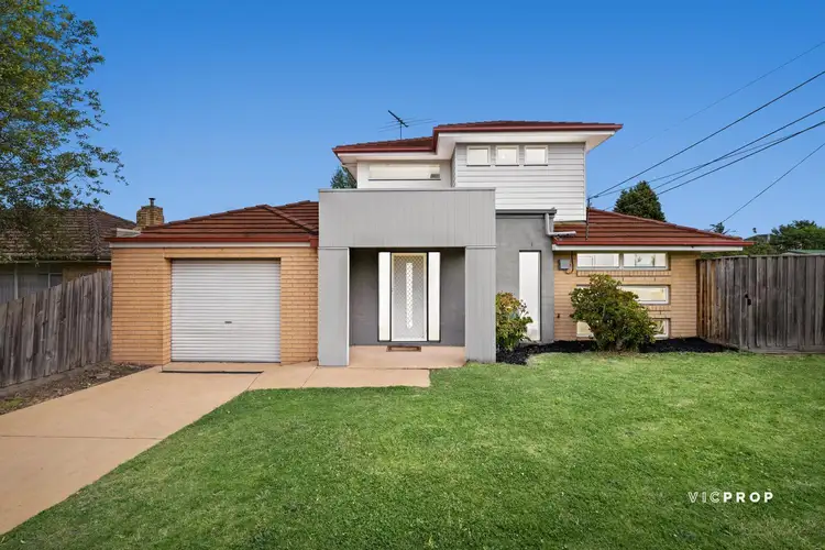 64 King Street, Dandenong VIC 3175