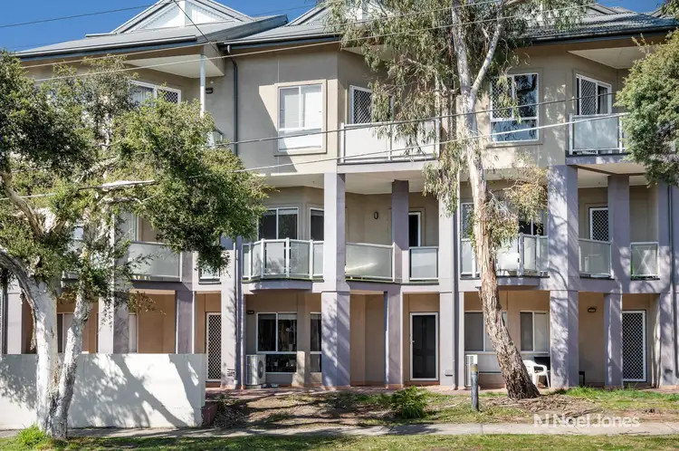 33/13-15 Hewish Road, Croydon VIC 3136