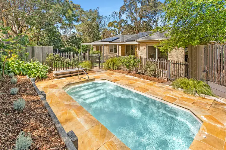 37 Cove Lane