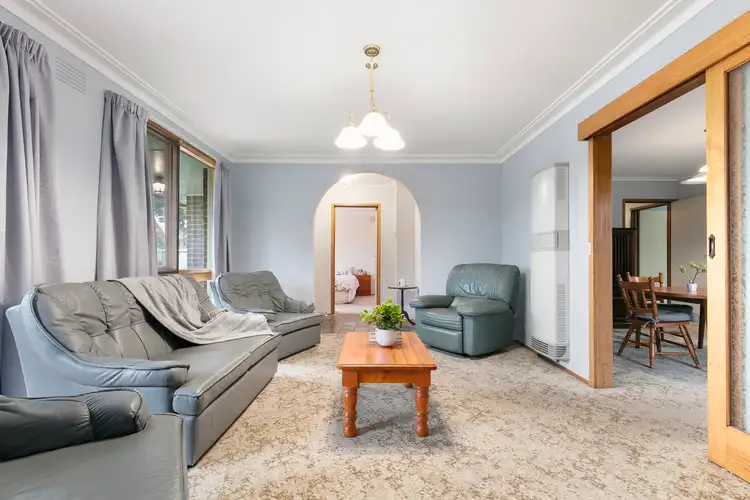 Second view of Homely house listing, 10 Silverdale Court, Springvale South VIC 3172