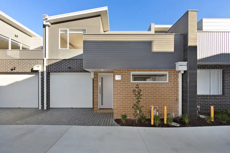 23 Clarendon Parade