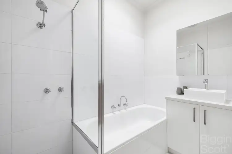 Sixth view of Homely unit listing, 2/237 Balaclava Road, Caulfield North VIC 3161