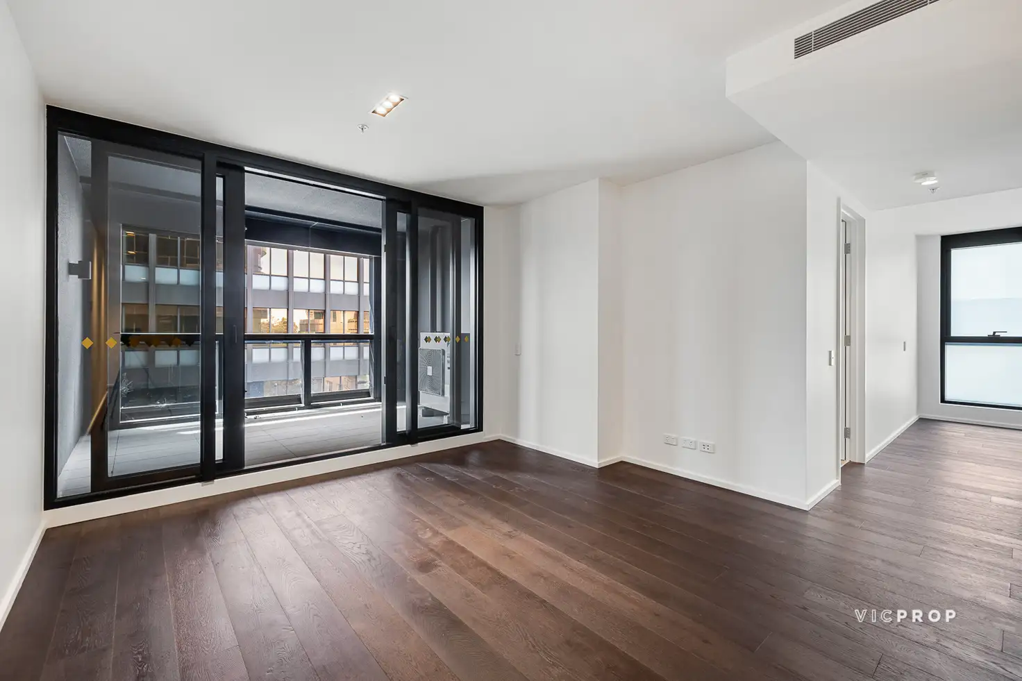 Main view of Homely apartment listing, 2B2.5B1Study/20 Queens Road, Melbourne VIC 3004