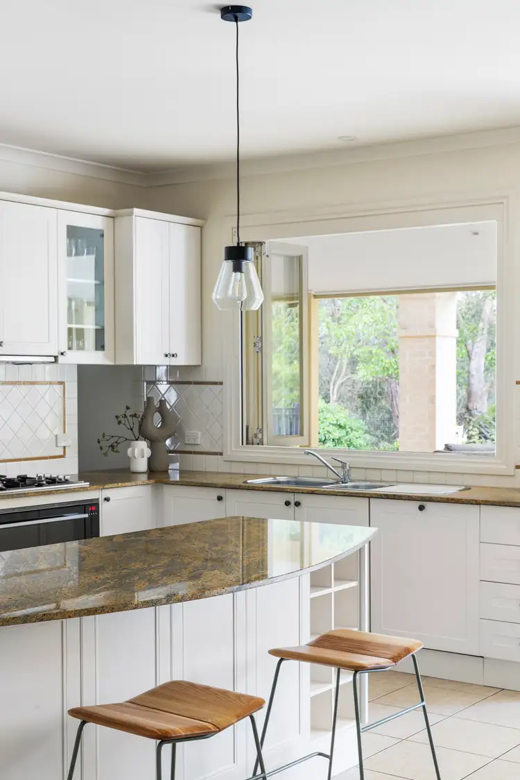 Sixth view of Homely house listing, 8 Villa Cora, Hidden Valley VIC 3756
