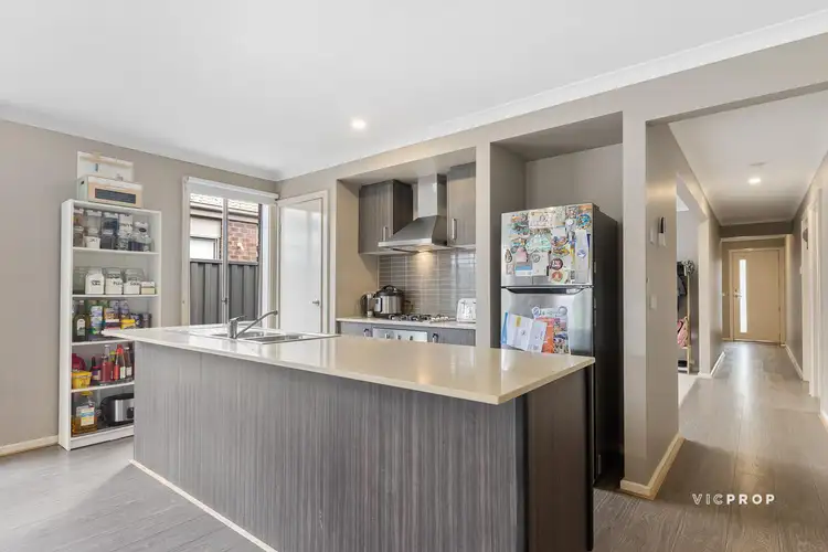 Fifth view of Homely house listing, 7 Allambie Street, Tarneit VIC 3029