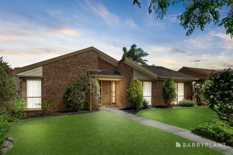 42 Kingston Drive, Dingley Village VIC 3172