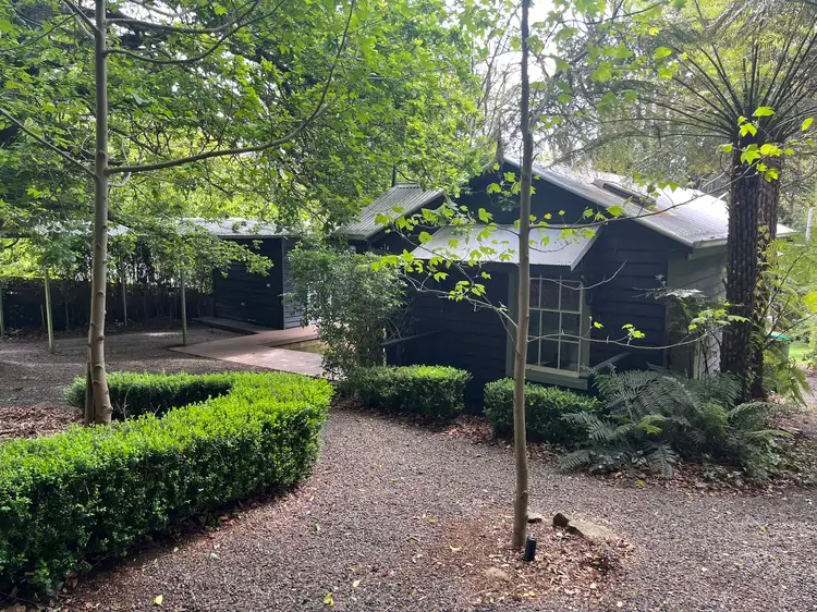 11 Cards Lane, Olinda VIC 3788