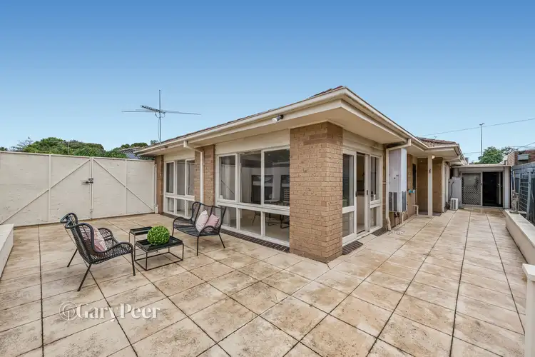 2/258 Koornang Road, Carnegie VIC 3163