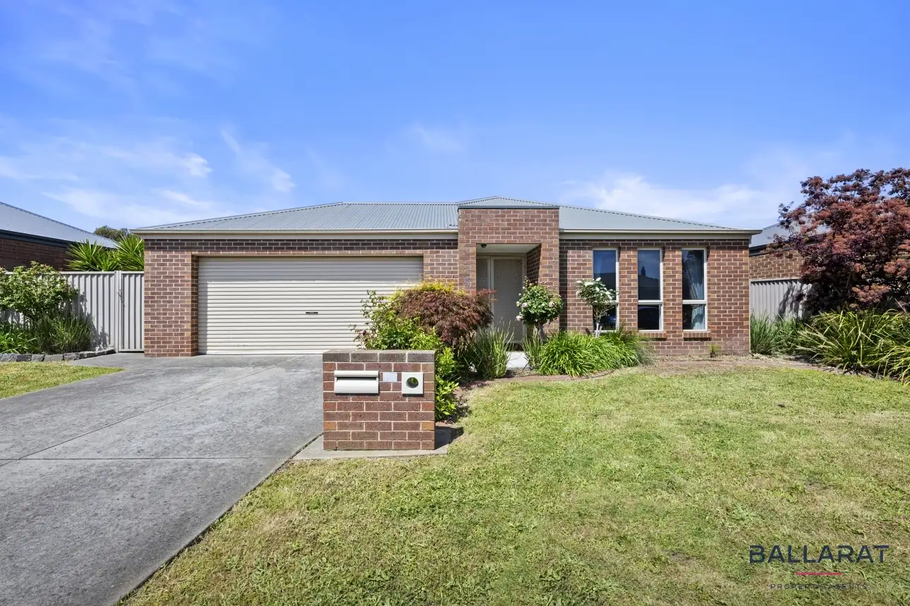 Main view of Homely house listing, 15 Ilvia Way, Sebastopol VIC 3356