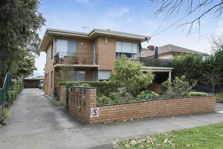 18 Fletcher Street