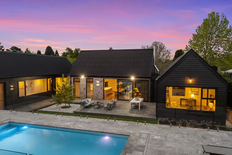 17 Toongoon Road, Burradoo NSW 2576