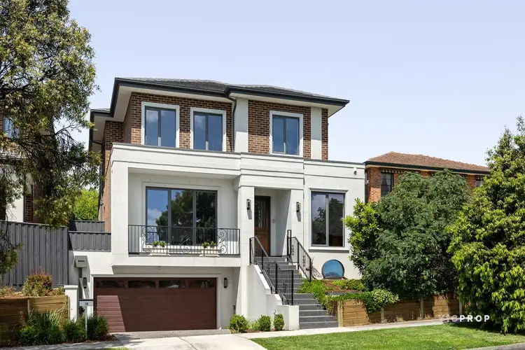 16 Rosco Drive, Templestowe VIC 3106