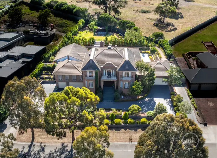 16 Meridian Drive, South Morang VIC 3752