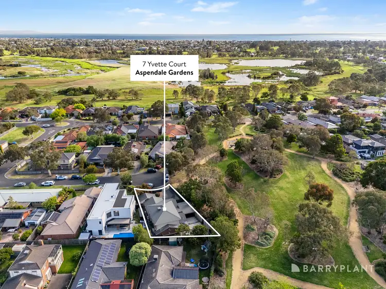 Fourth view of Homely house listing, 7 Yvette Court, Aspendale Gardens VIC 3195