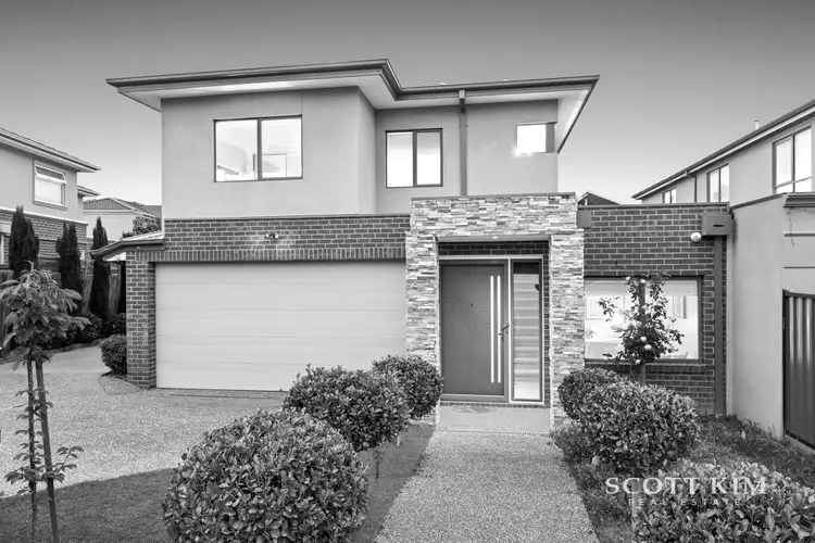Main view of Homely townhouse listing, 1/9 Persimmon Court, Doncaster VIC 3108