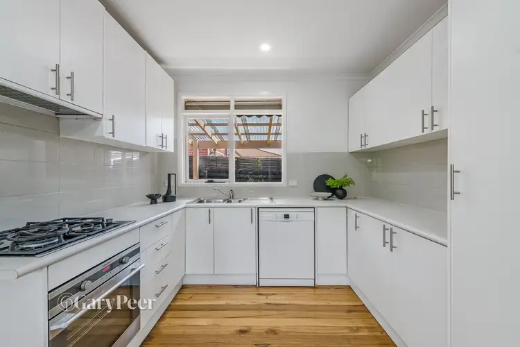 Sixth view of Homely unit listing, 2/300 Koornang Road, Carnegie VIC 3163