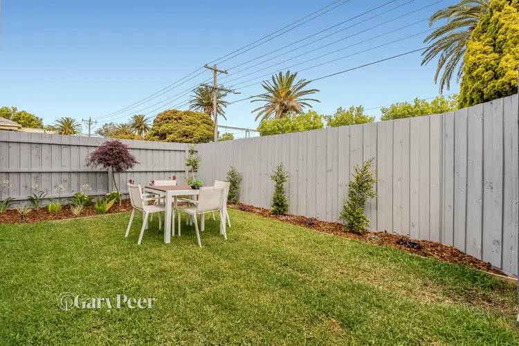 Third view of Homely apartment listing, 2/27 Royal Avenue, Glen Huntly VIC 3163