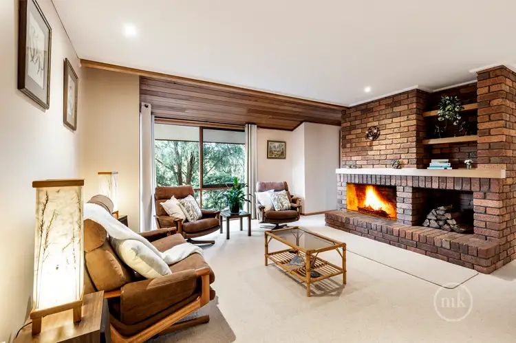 Second view of Homely house listing, 11 Caltowie Court, Research VIC 3095