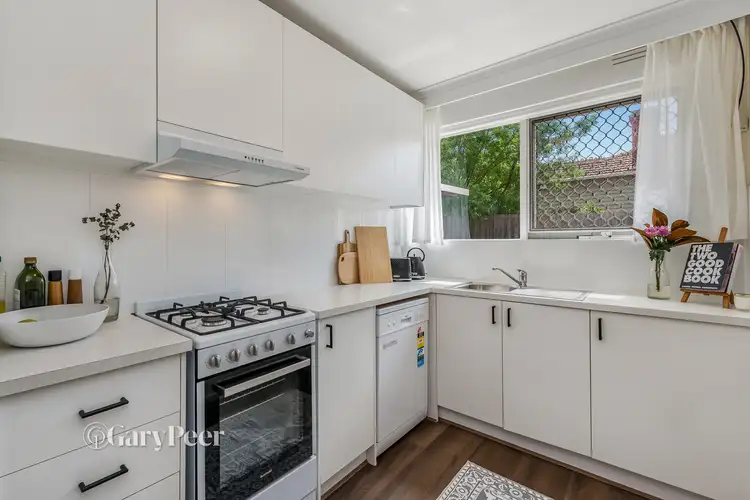Fifth view of Homely apartment listing, 4/3B Innellan Road, Murrumbeena VIC 3163